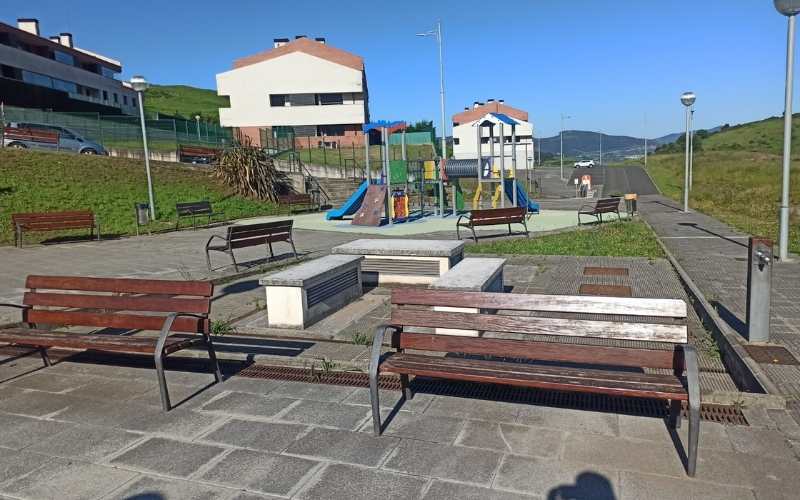 parque de Atxiga donde se va a instalar una cubrición con estructura metalica