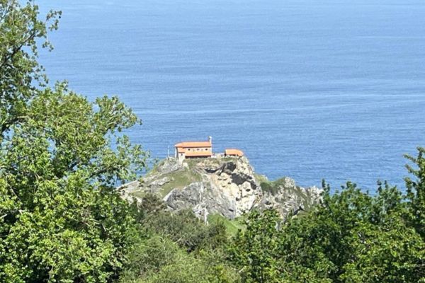 ermita de san juan de gaztelugatxe en Bizkaia