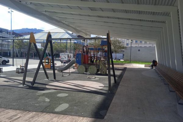 Vista interior de la nueva cubricion del Parque Aldai de Llodio