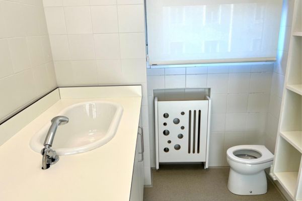 zona de cambiadores y baños haurreskola san inazio Bilbao zona de cambiadores y baños haurreskola san inazio Bilbao