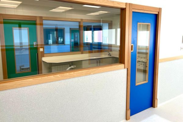 puertas y ventanas de seguridad instaladas en la haurreskola San Inazio en Bilbao puertas y ventanas de seguridad instaladas en la haurreskola San Inazio en Bilbao