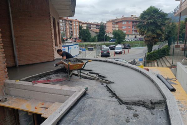 trabajando en la rampa Haurreskola Beko Txiki