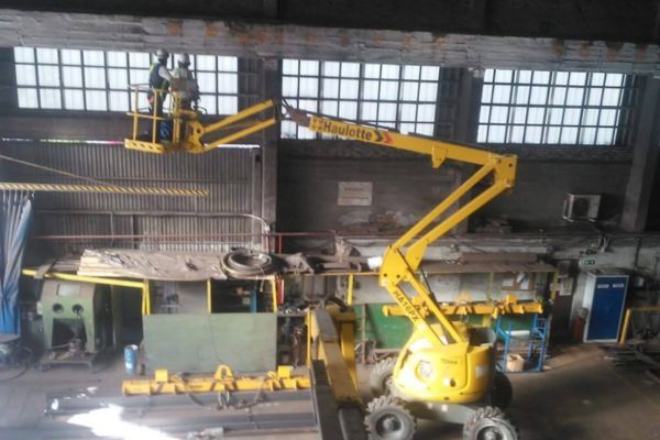 rehabilitación de las vigas de soporte del puente grúa para la empresa Sasima en Erandio