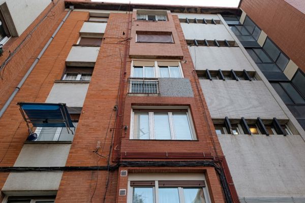 rehabilitación de edificio con fachada ventilada porcelanica