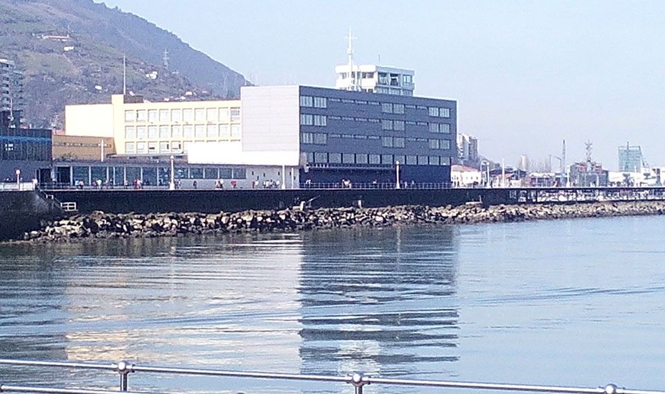 paseo-edificio-nautica