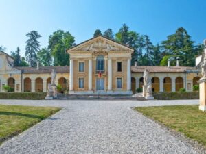 Villa Bárbaro