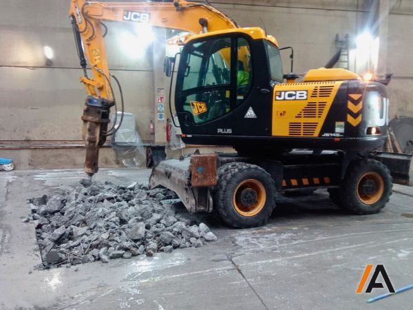 excavacion de foso de cimentación para maquina de alta precision en Bizkaia